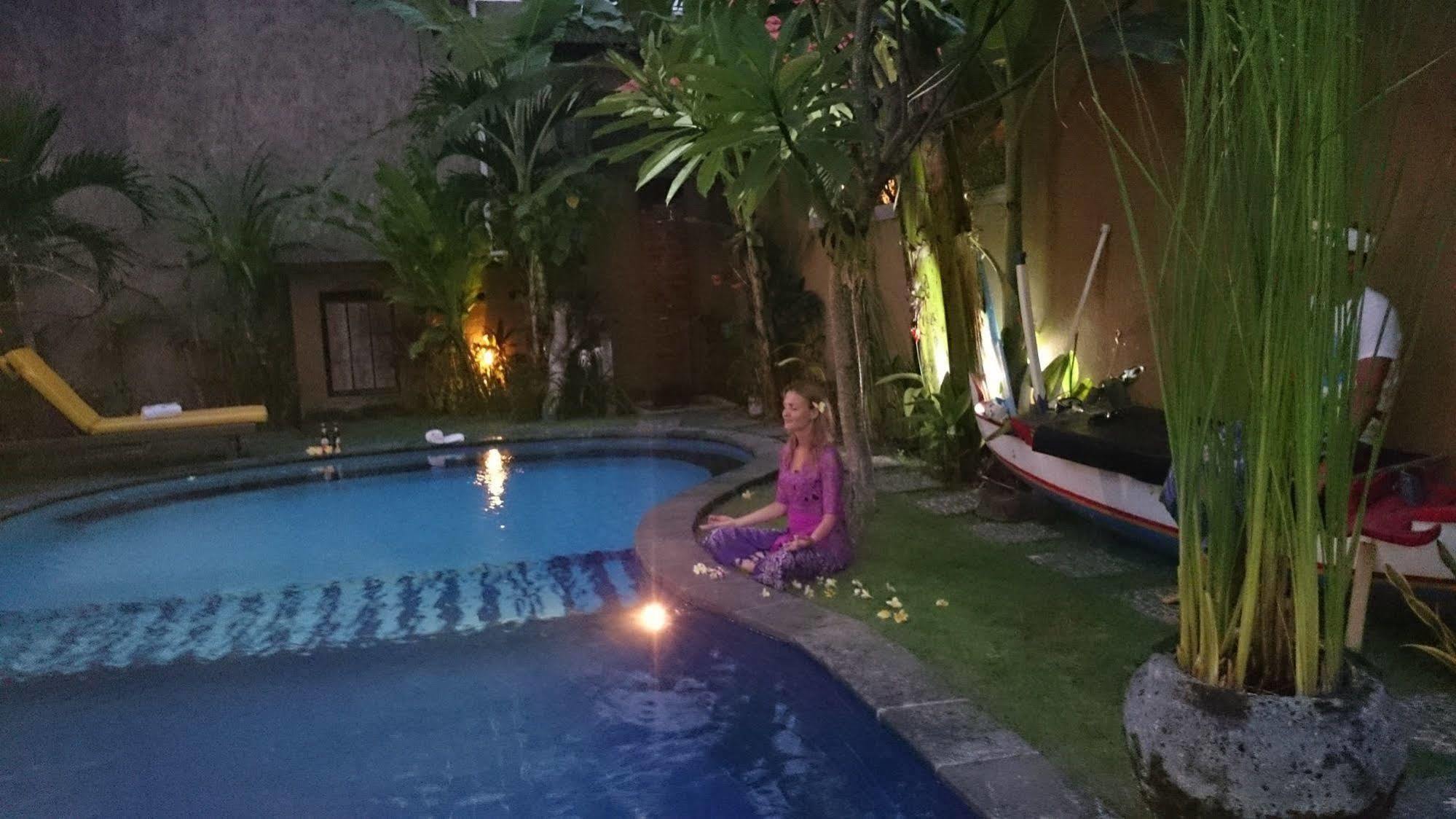 Hôtel Praschita Bali à Sanur Extérieur photo